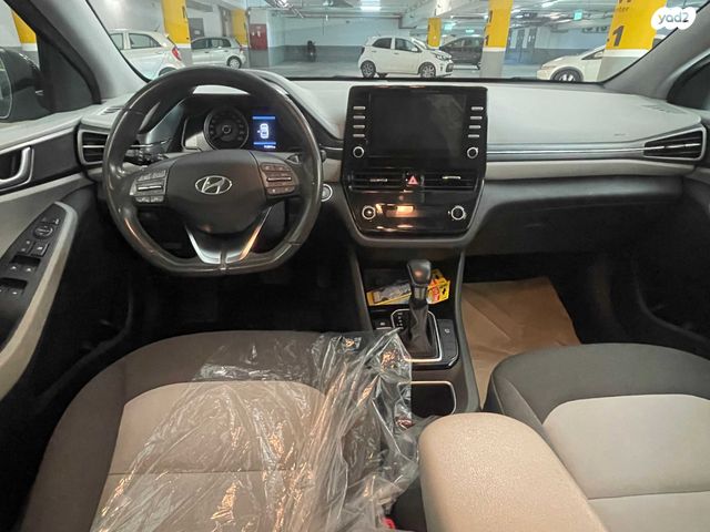 יונדאי איוניק