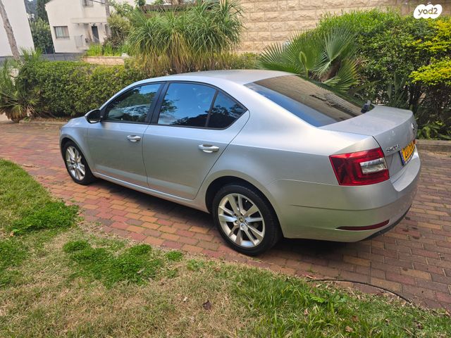 סקודה אוקטביה 