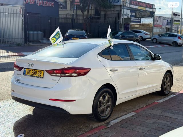 יונדאי אלנטרה