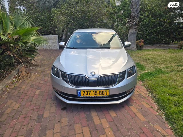 סקודה אוקטביה 