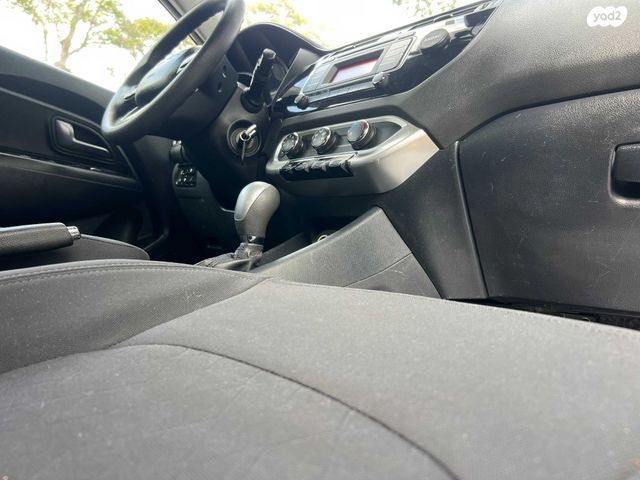 מודעת רכב קיה ריו 2