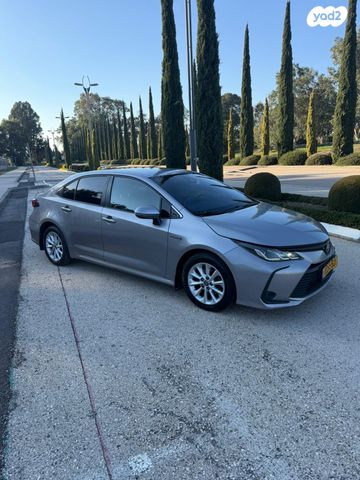 טויוטה קורולה