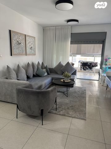 חיים הרצוג 2