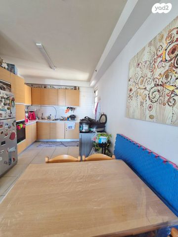 דירה, אליהו בן חור 15, הדר המושבות החדשה / אם המושבות החדשה, פתח תקווה