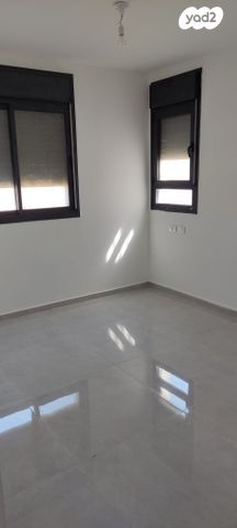 דירת גן, הצלף 30, צמח השדה, מעלה אדומים