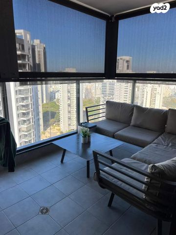 דירה, אריק איינשטיין 1, דרום חדש, פארק הים, בת ים