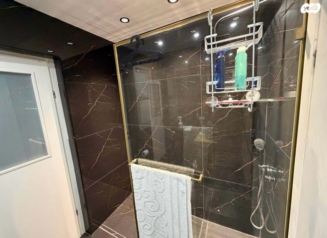 דירת גן, שושנת העמקים 41, רמת אמיר, קדימה צורן