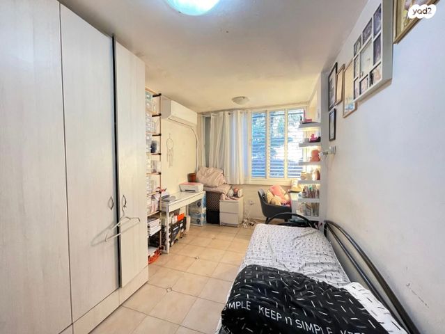 דירת גן, הרב ניסנבאום 1, אזור תעשיה, בת ים