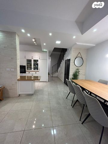 בבה אידלסון 4