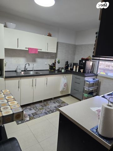 דירה, בורלא 25, שכונה ה', באר שבע