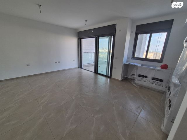 דירה, יעקב פיכמן 7, קרית אילון, חולון