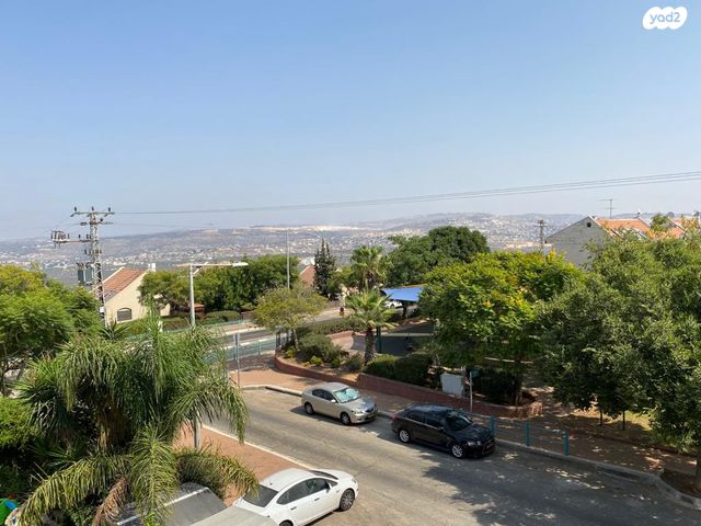 דירה, דבורה 1, רובע ג', אריאל