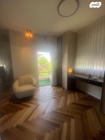 בית פרטי/ קוטג', בבה אידלסון 4, בר לב, מזכרת בתיה