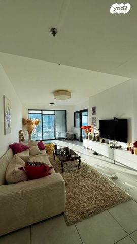 דירה, אריאל שרון 4, סיטי, גבעתיים