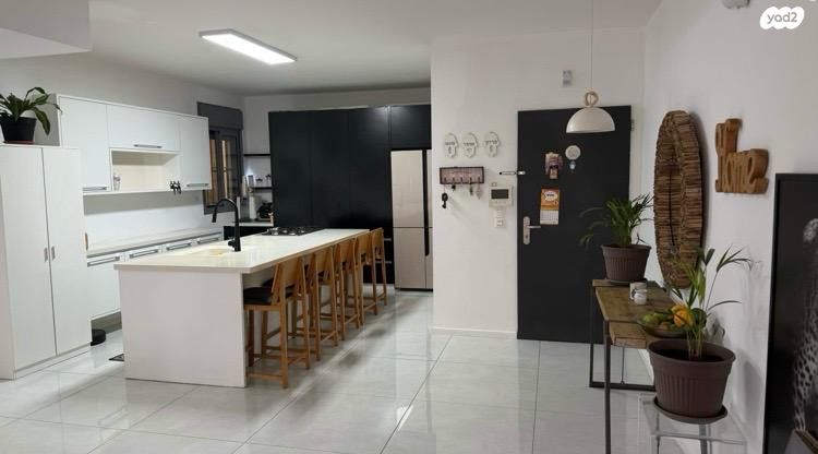 דירת גן, שושנת העמקים 41, רמת אמיר, קדימה צורן