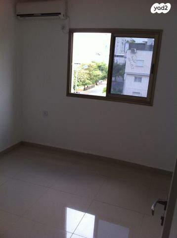 גג/ פנטהאוז, אהרון לובלין 31, גני אביב, לוד