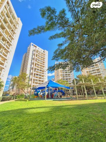 אליהו בן חור 15