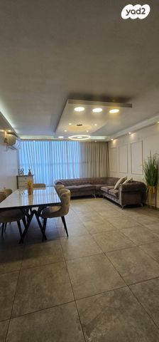 מונטיפיורי 19