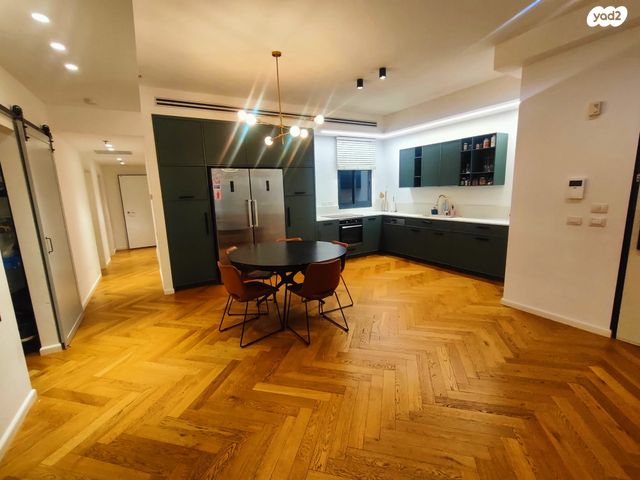 גג/ פנטהאוז, דרך הים 32, גני תקווה מערב, גני תקווה