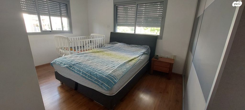 דירה, הר הצופים 64, רחובות ההולנדית, רחובות