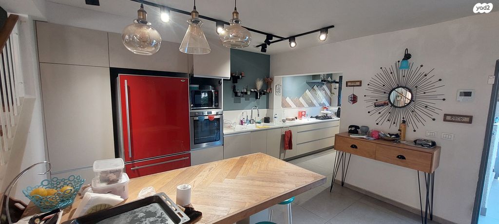 דו משפחתי, עגור 8, גבעת הסלעים, ראש העין