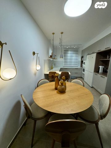 דירה, הרב עובדיה יוסף 80, בן גוריון ב', שדרות