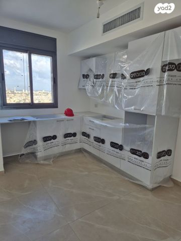 דירה, יעקב פיכמן 7, קרית אילון, חולון