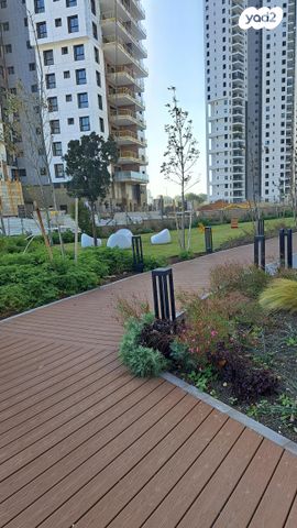 דירה, אמנון ליפקין שחק 6, נוף הטיילת, נתניה