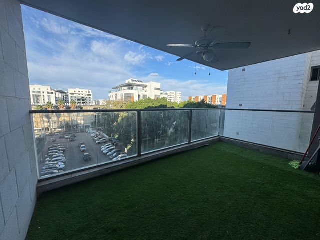 דגל ראובן 64