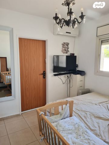 גג/ פנטהאוז, אליהו קורן 23, חומת שמואל, הר חומה, ירושלים