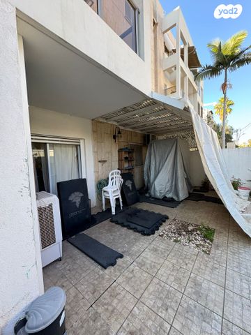 דירת גן, אליהו גולומב 31, הדר, רמת השרון