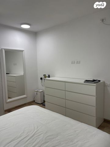 הנרייטה סאלד 10