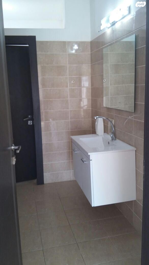 גג/ פנטהאוז, אליהו קורן 23, חומת שמואל, הר חומה, ירושלים