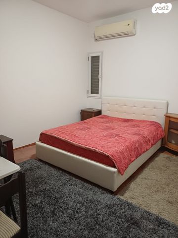 החשמונאים 12