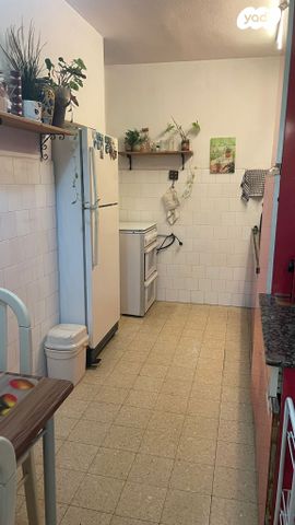 דירה, עליית הנוער 28, נחלת יצחק, תל אביב יפו