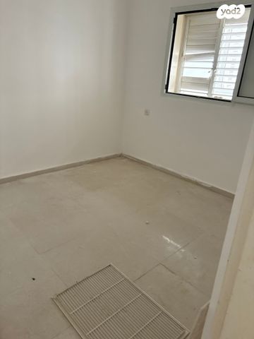 דירה, שדרות דב הוז 15, נאות רחל, חולון