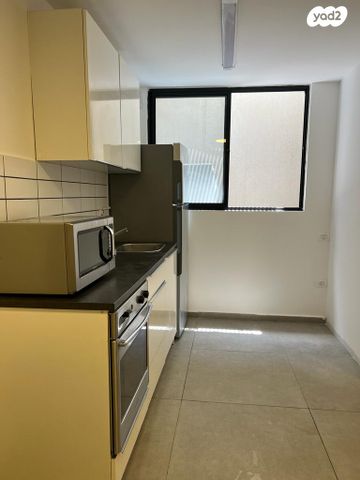 דירה, המסילה 17, הרצליה ב', הרצליה