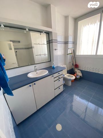 דירה, יצחק בן צבי 1, כפר גנים ב, פתח תקווה