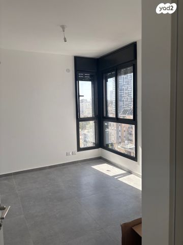 דירה, הפודים 30, נחלת גנים, רמת גן