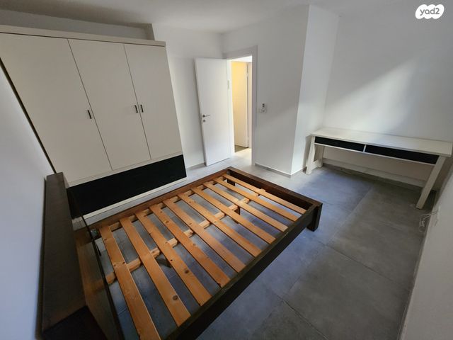 יחידת דיור, אדום 1, לב המושבה, נס ציונה