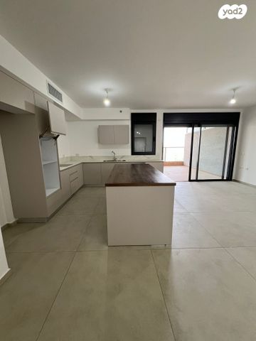 דירה, יערות הכרמל 20, נופי בן שמן, לוד