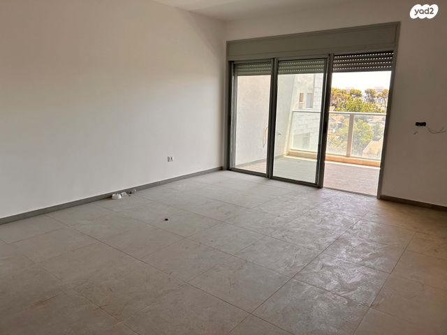 דירה, פנקס 37, גני אילן, קרית אונו