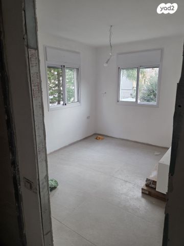 דירה, אלכסנדר זייד 48, קרית חיים מזרחית, חיפה