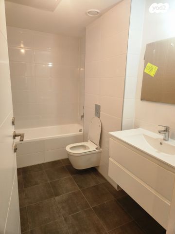 דירה, הצנחנים 13, נווה שרת, תל אביב יפו