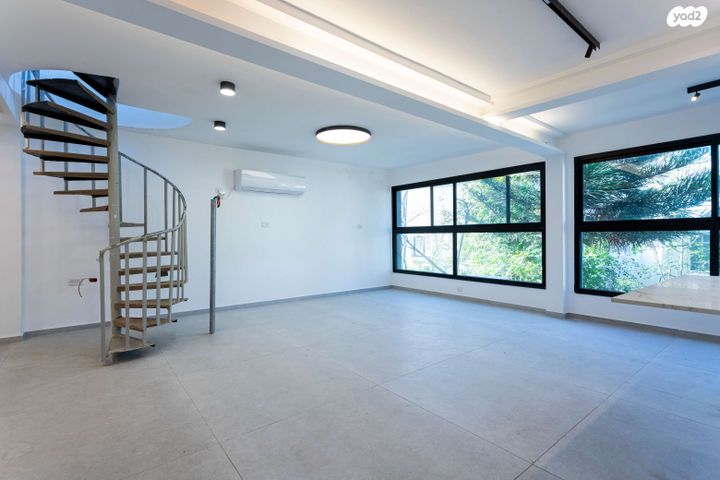 גג/ פנטהאוז, פבריגט 26, קרית בורוכוב, רמת גן