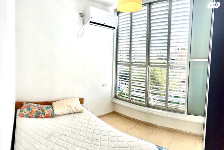 א.ד. גורדון 37