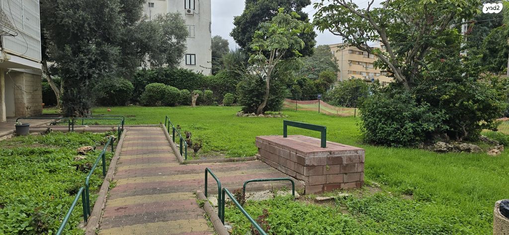 דירה, ביאליק 2, רמב"ם, טירת כרמל