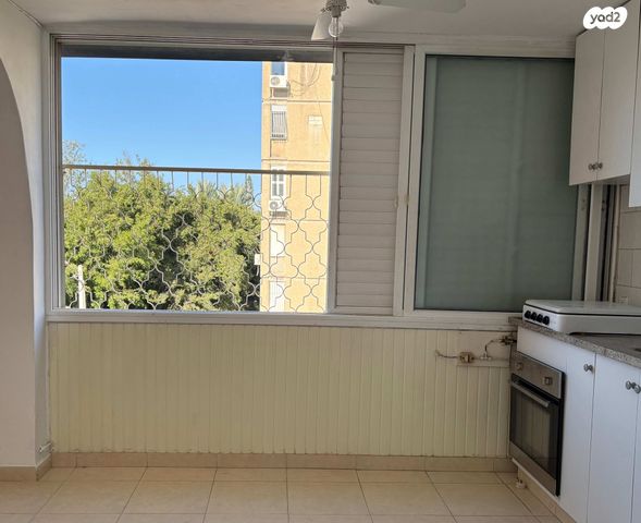 דירה, אדירים 3, נווה שרת, תל אביב יפו