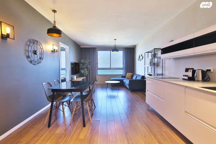 דירה, דוד אלעזר 10, חוף הכרמל, חיפה