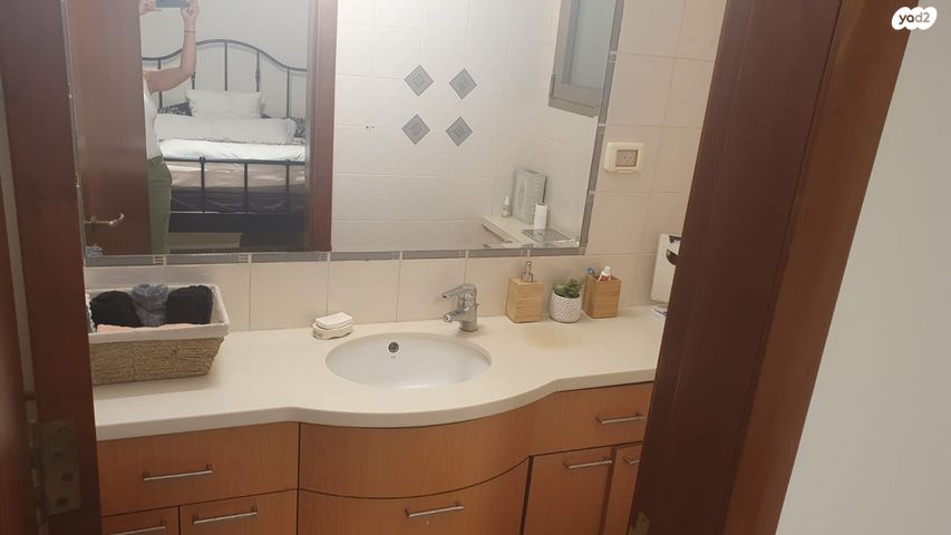 יחידת דיור, סיגלית 8, קרית קריניצי, רמת גן